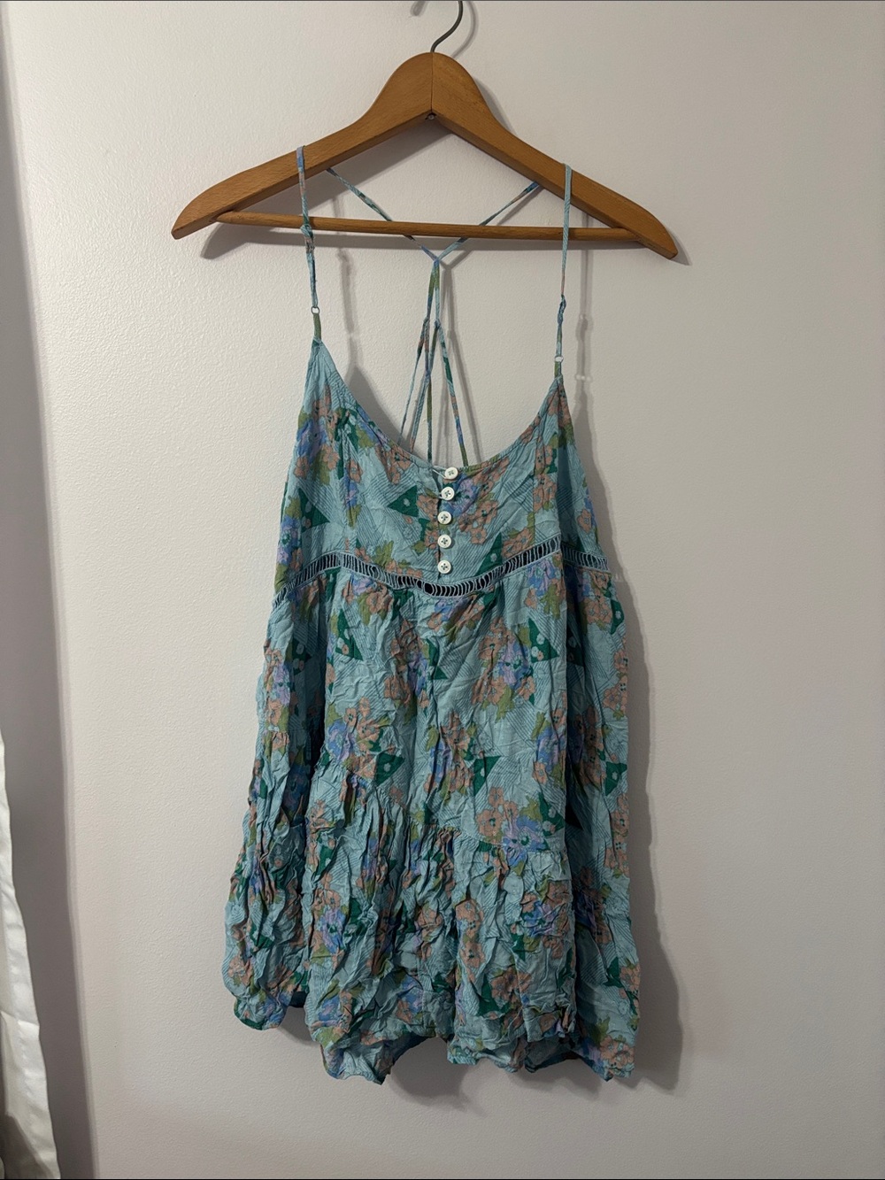 Urban Outfitters Blue Floral Crinkle Strappy Tank - Flowy